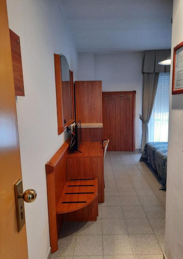 סילבי מרינה Hotel Giada מראה חיצוני תמונה
