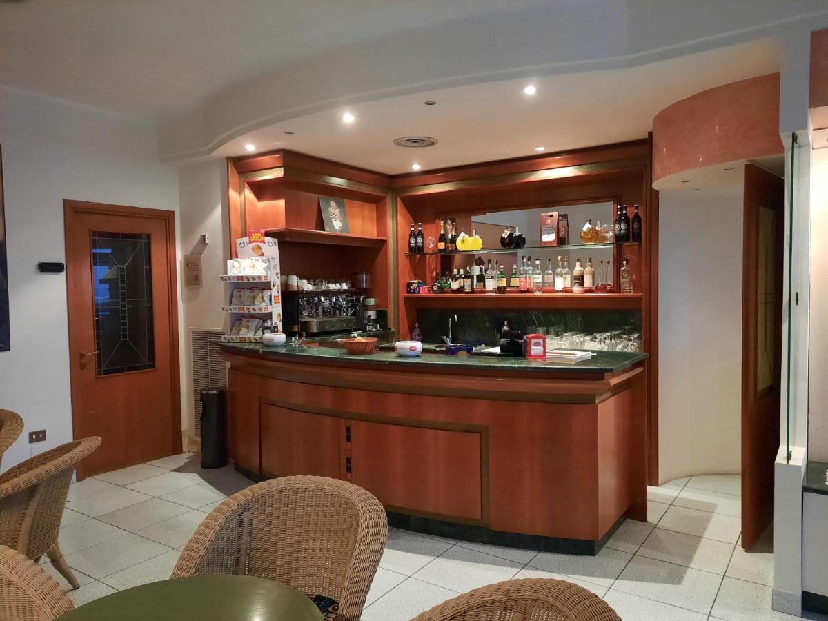 סילבי מרינה Hotel Giada מראה חיצוני תמונה