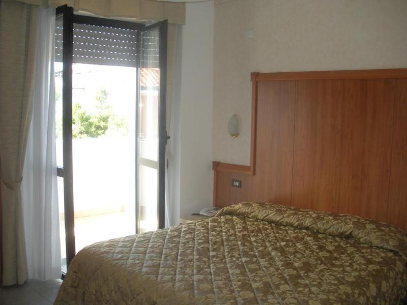 סילבי מרינה Hotel Giada מראה חיצוני תמונה